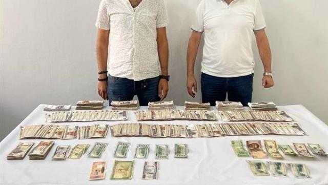 سقوط شخصين بتهمة الاتجار في النقد الأجنبي بالقاهرة