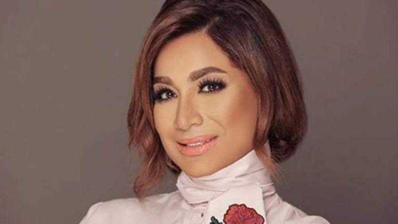 بسمة وهبة تطل بالمخمل في أحدث ظهور لها