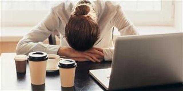 لكى تصبحى أكثر إنتاجيه وإنجازاً.. اشحني طاقتك بـ3 عادات