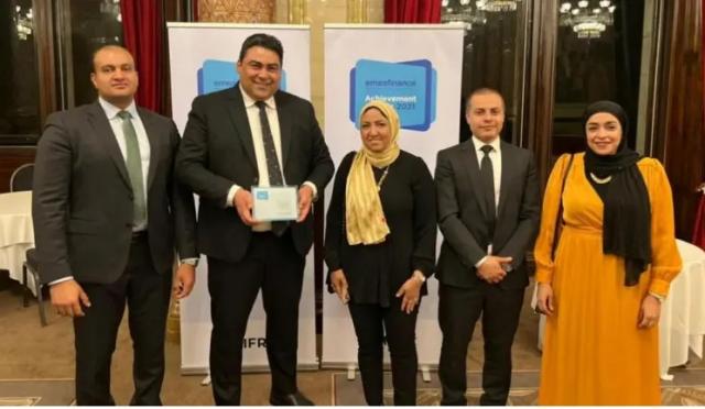 المصرية للاتصالات تحصل على جائزتين عن القرض المشترك بقيمة 500 مليون دولار
