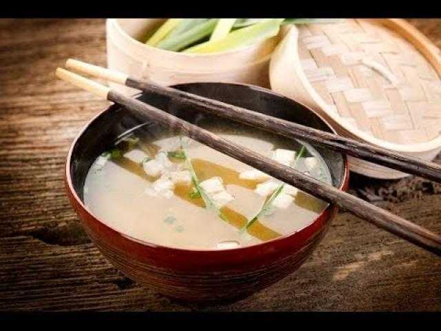 لمحبى الأكل اليابانى ..طريقة عمل شوربة الميزو