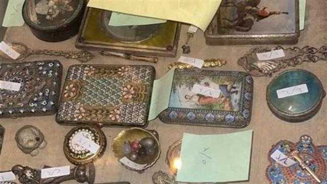 الحكم على مالك شقة الزمالك وزوجته بتهمة الاتجار في الآثار.. اليوم
