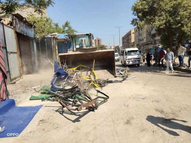 إزالة الإشغالات والتعديات على الطريق العام في إمبابة بالجيزة
