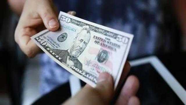 النيابة تطلب التحريات حول نشاط متهمين بالاتجار في النقد الأجنبي