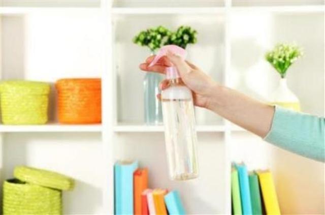 6 حيل مختلفة لتعطير منزلك بدون كيماويات