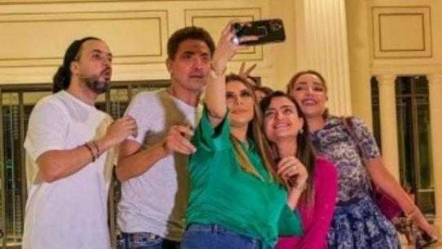 فتحي عبد الوهاب يشارك متابعيه كواليس السلفي على طريقته الخاصة