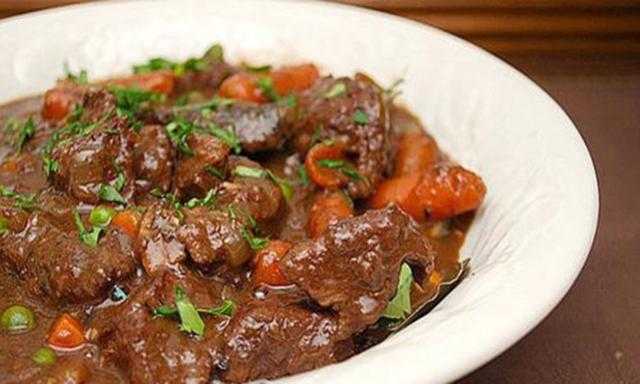 طريقة عمل يخنة خضار باللحم للعيد