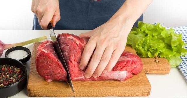 طرق مختلفة تخلصك من رائحة لحم الضانى