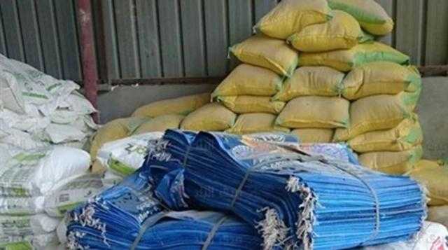التموين تضبط 2 طن علف غير صالح