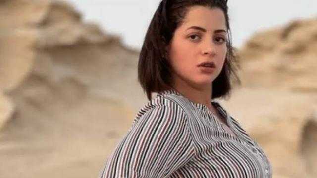منى فاروق عن أسباب اكتئابها: سينجل ومش معايا فلوس