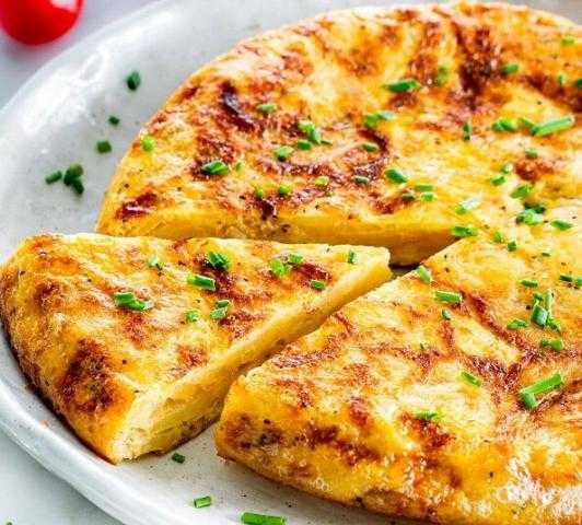 أومليت البطاطس أحلى إفطار لأطفالك في الصباح.. اكتشفيه معنا