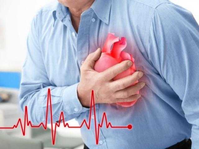 منها جلطات المخ والقلب..كيف يتجنب مريض السكر الاصابة بـ 4 مضاعفات خطيرة