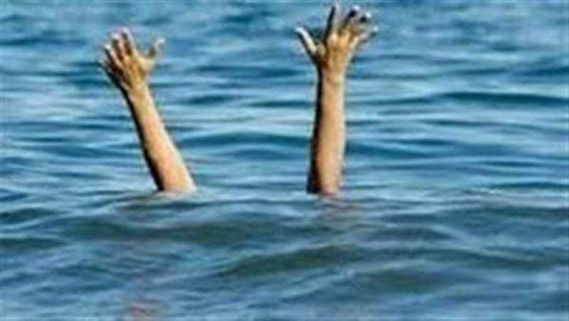 غرق 3 أشخاص بعد غرق مركبهم في النيل بأسوان