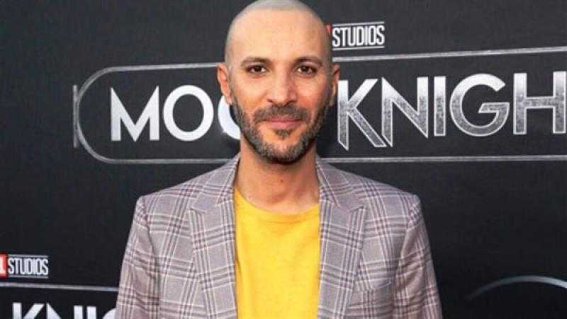 المخرج محمد دياب يشيد بالضوابط الجديدة للتصوير في الأماكن العامة