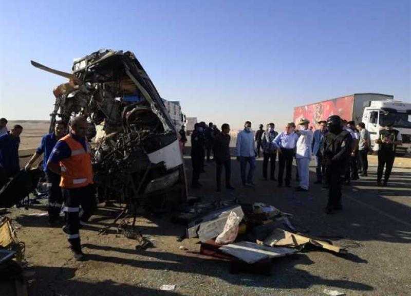 الصحة: مصرع 23 مواطنا في حادث أتوبيس المنيا.. وتقديم الرعاية لـ22 مصابا