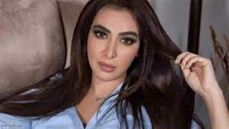 ببدلة كلاسيك.. ميريهان حسين تتألق من مهرجان القاهرة السينمائي
