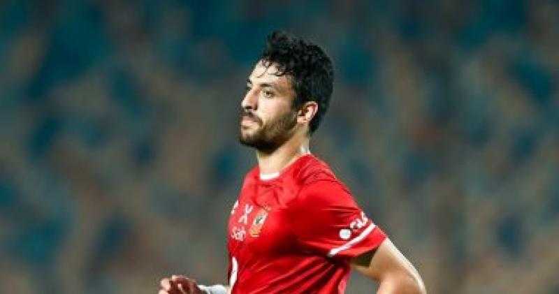 سواريز يتابع تأهيل طاهر محمد طاهر للتعافي من إصابة الخلفية فى الأهلى
