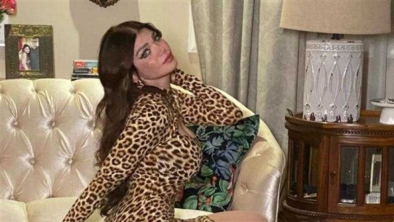 بعد طلاقها رسميا.. ياسمين الخطيب تتألق بالتايجر والجمهور: ”الحديد للحديد”