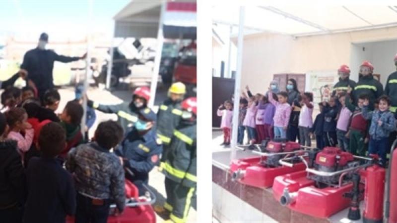 الحماية المدنية بالقاهرة تستقبل رحلة للطلاب وتهديهم أعلاما وكتب إرشادية