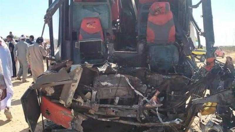 مصرع شخص وإصابة 43 فى حادث تصادم بطريق مطروح