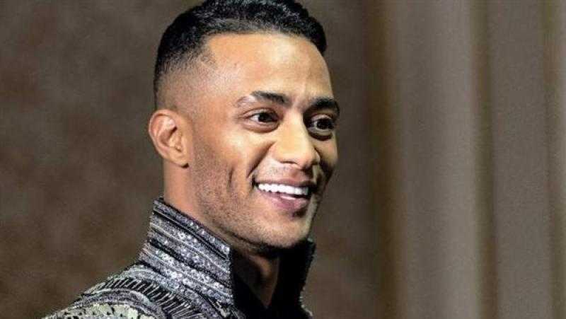 محمد موسى عن احتضان محمد رمضان فتاة إسرائيلية: عارفين بعض كويس