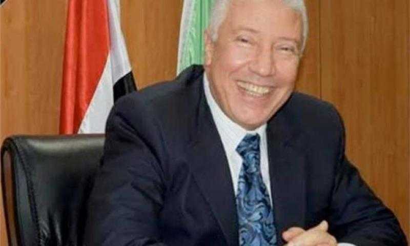رئيس نادى قضاة مصر يهنئ المستشار محمد بكر بتولى مهام منصبه