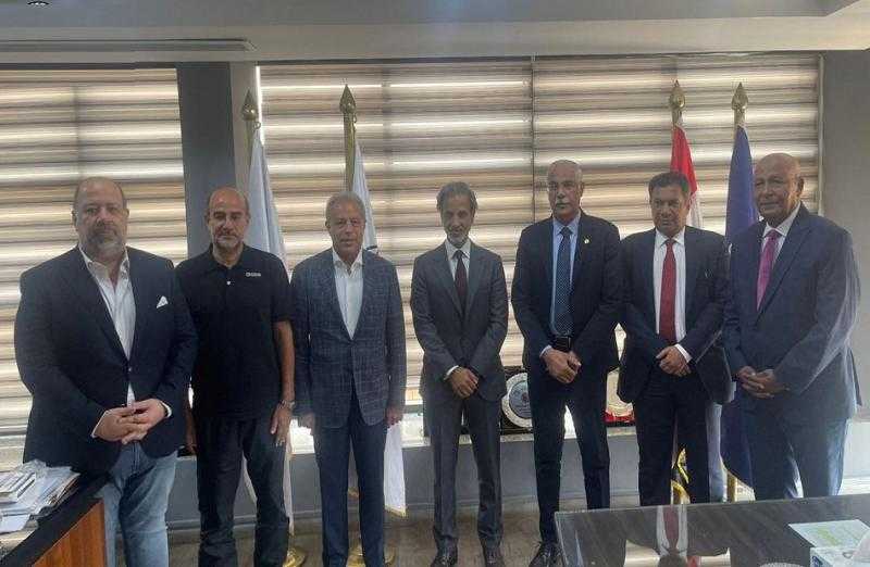 جمال علام يستقبل رئيس اتحاد الكرة القطري لبحث سبل التعاون