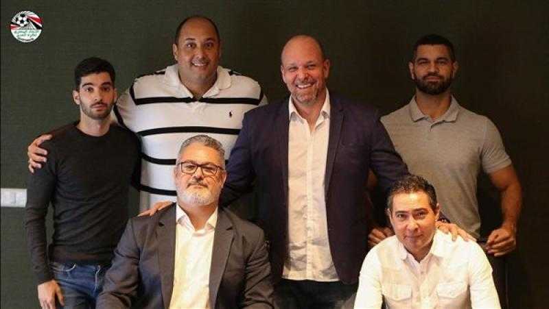 ميكالي يجتمع مع الحضري ووائل رياض بعد قرار تعيينهما في جهاز المنتخب الأولمبي