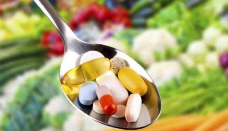 أضرار وفوائد المكملات الغذائية