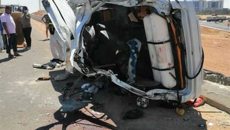 إصابة 7 أشخاص في حادث تصادم سيارتين أعلى الطريق الدائري