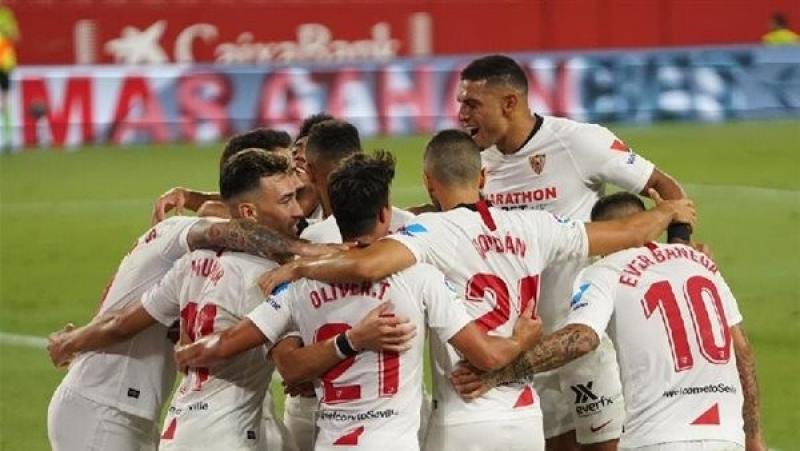 إشبيلية يتعادل مع بلد الوليد 1-1 في الليجا الإسبانية