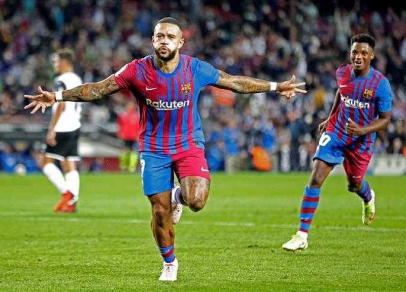 تعثر انتقال ديباي مهاجم برشلونة إلى يوفنتوس