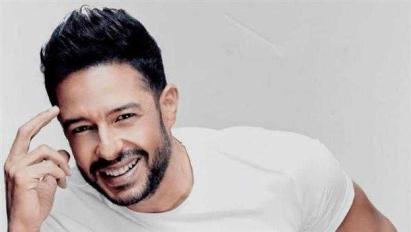 محمد حماقي يشعل حفل جامعة مصر بحضور جماهيري كبير