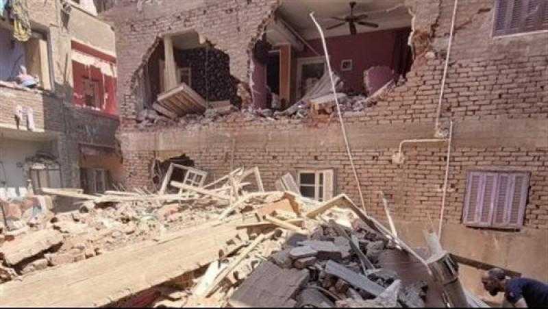 بالأسماء.. تفاصيل مصرع أم وابنيها في انهيار عقار بحدائق القبة
