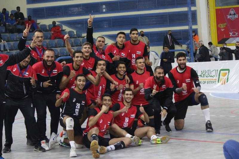 شباب الطائرة يهزم تونس ويتوج بلقب البطولة الأفريقية