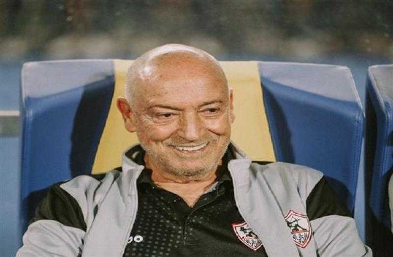 فيريرا يعقد جلسة مع لاعبى الزمالك فى منتصف التدريب.. وعبد الشافى يبدأ الجرى