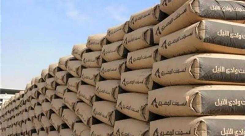 ضبط 15 طن أسمنت قبل بيعهم في السوق السوداء