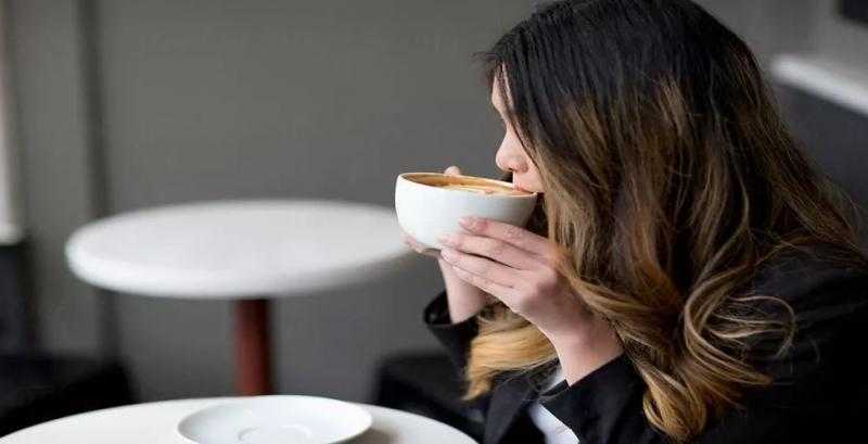 متى يزيد شرب القهوة من احتمال الإصابة بسرطان المريء