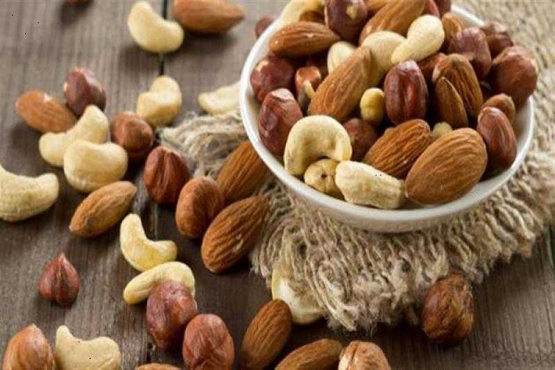 أخصائية: المكسرات لا تصلح كوجبات خفيفة