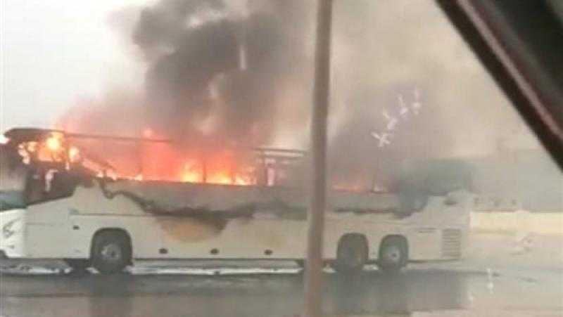 اندلاع حريق في أتوبيس ركاب على الطريق الأوسطي اتجاه حلوان