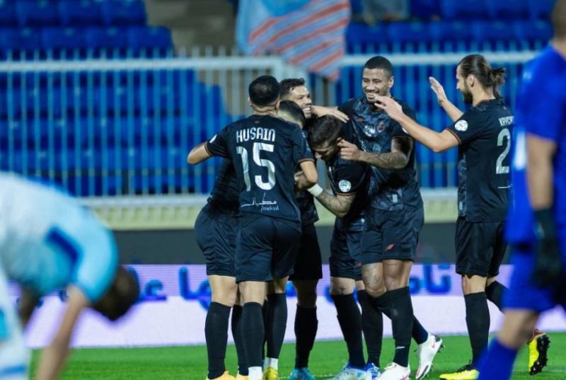 الشباب يكتسح أبها برباعية بالدوري السعودي