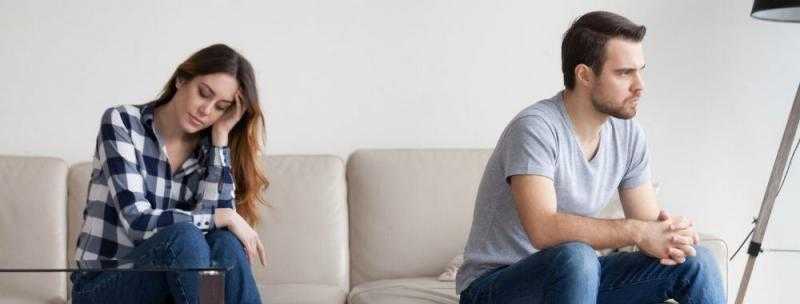 لأول مرة.. زوجة تطلب زوجها في بيت الطاعة على «يد محضر» بسبب «نشوزه»