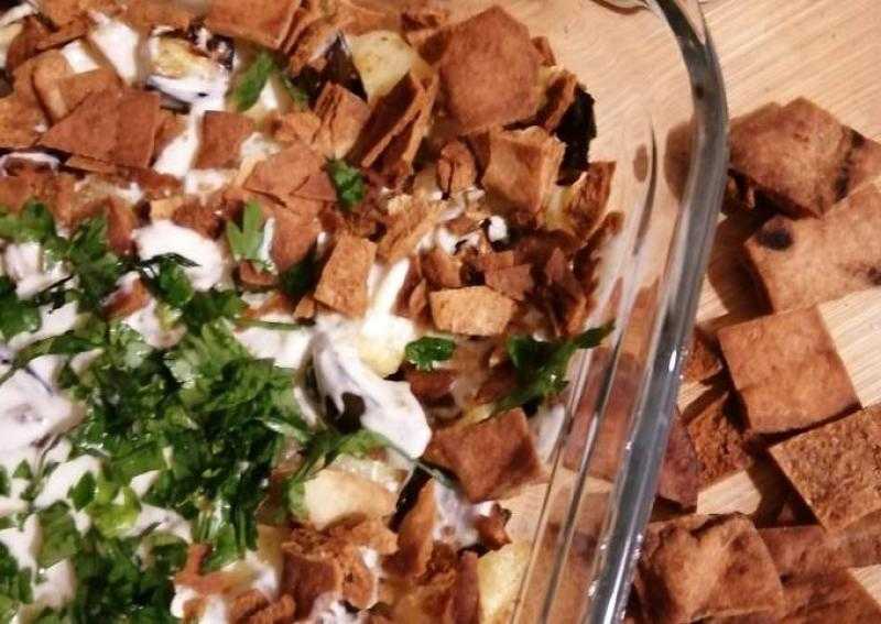 طريقة عمل فتة الباذنجان والبطاطس