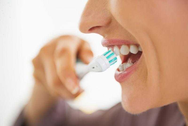 احذر هذا الخطأ بعد تنظيف أسنانك بالفرشاة