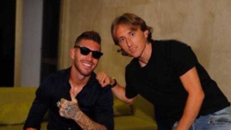 راموس يهنئ مودريتش بعيد ميلاده: «أفتقدك يا أخي»