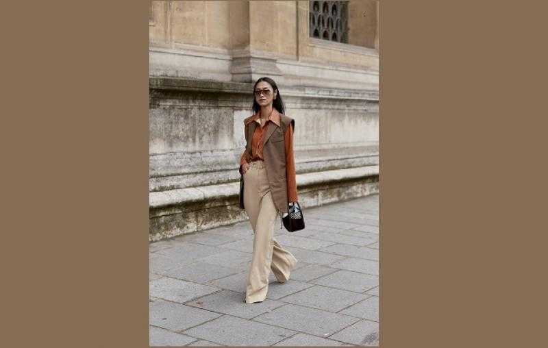 4 تنسيقات خريفية ناعمة بالبنطلون البيج