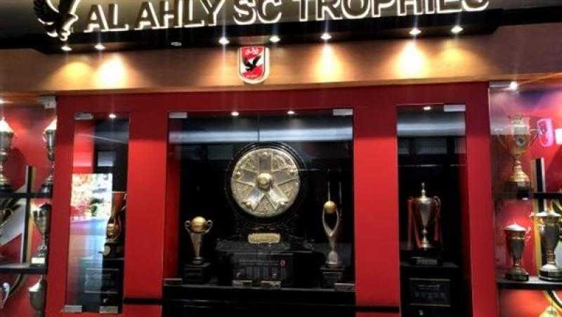 الأهلي يستقبل السفير التشيكي في مقر النادي بالجزيرة