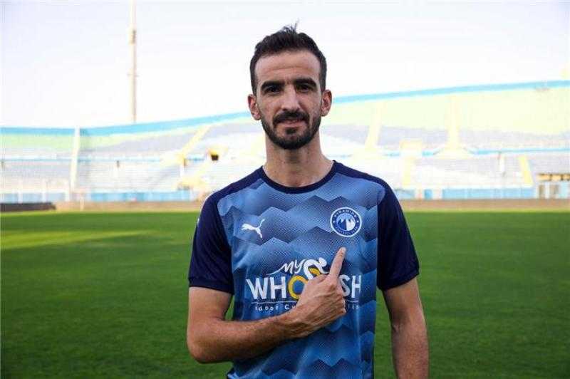 بيراميدز يعلن ضم محمود دونجا في صفقة انتقال حر