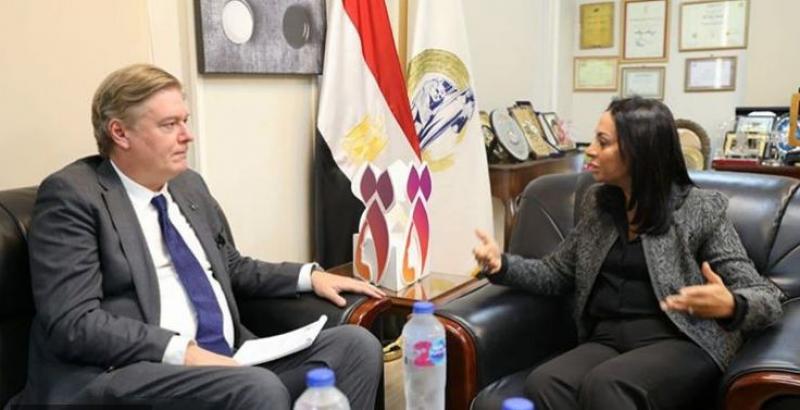 مايا مرسي تستقبل عضو البرلمان الأوروبي للتعريف بجهود مصر في مجال تمكين المرأة