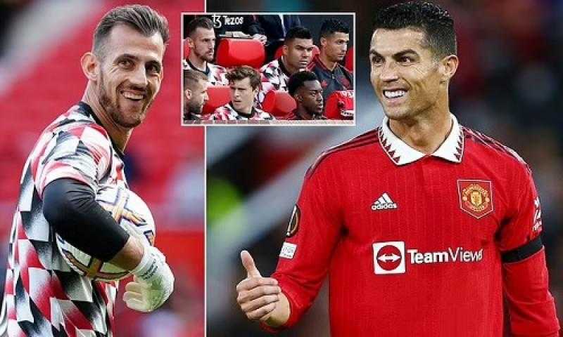 حارس مانشستر الجديد يشيد باستقبال رونالدو له